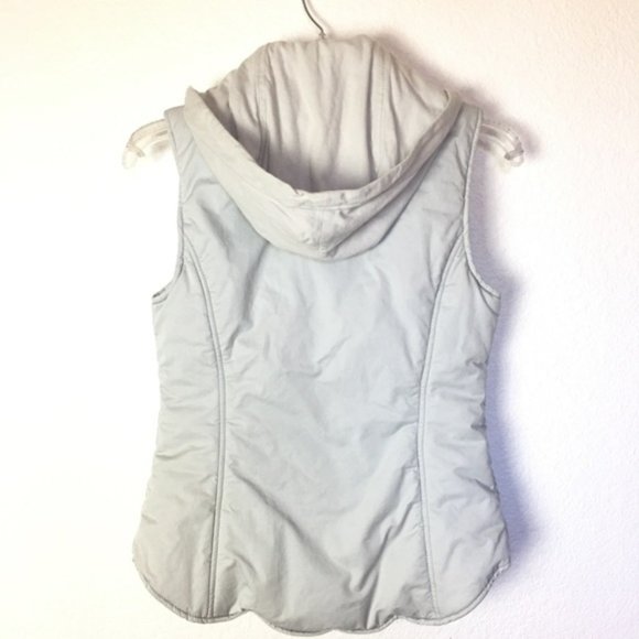 EUC Medium Light Gray Puffer Hooded Vest Style #189 - Picture 4 of 6